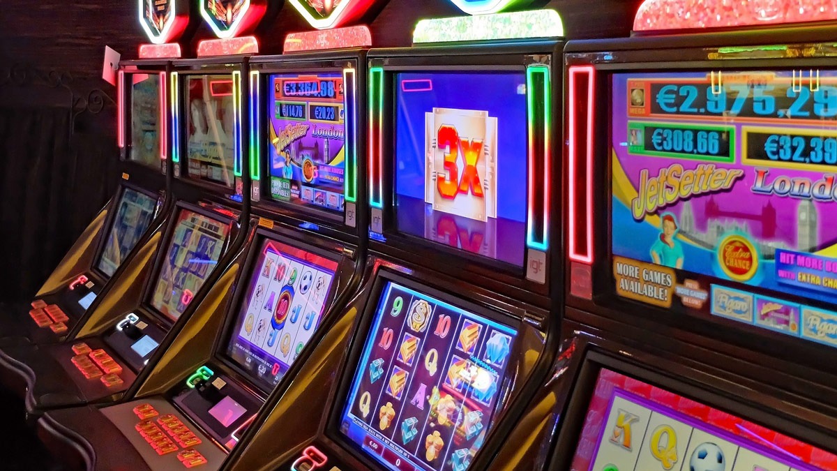 Slot dengan Fitur Scatter & Wild Terbaik